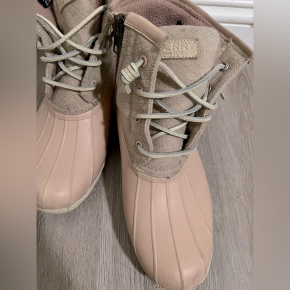 Light Pink Sperry Duck rain boots - Picture 2 of 2